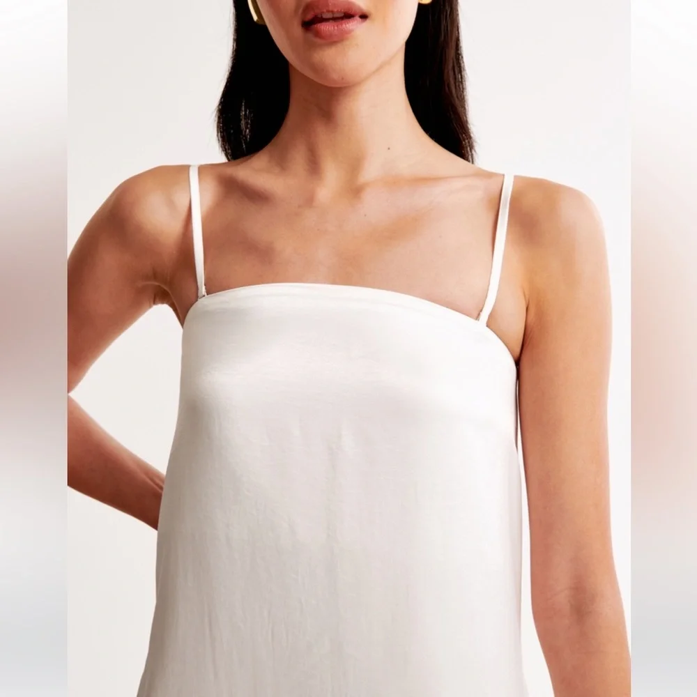 Abercrombie & Fitch Strapless Maxi Dress in White
